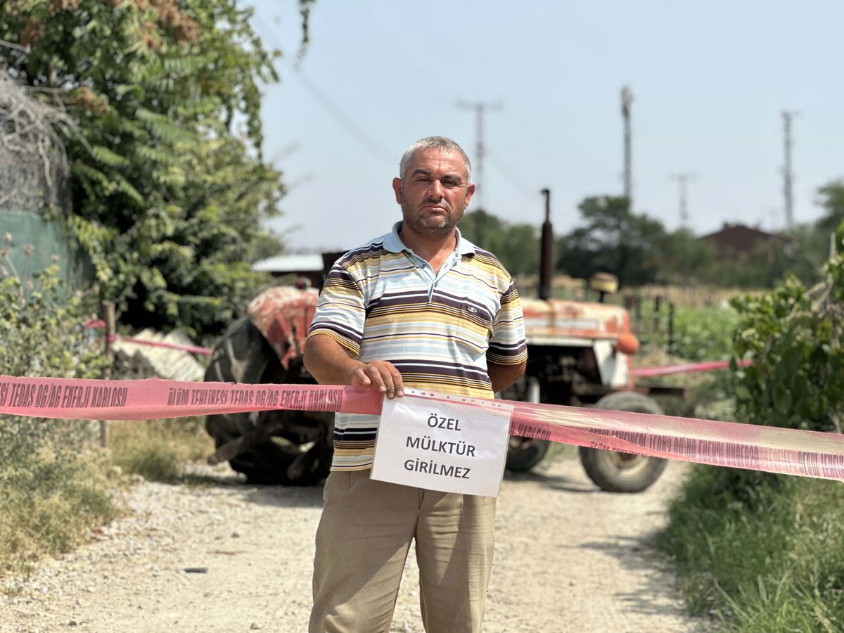 Edirne'de Tapulu Araziye Giren Yolu Kapattı