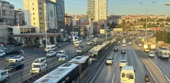 Beylikdüzü-Söğütlüçeşme Metrobüs Seferleri Aksadı