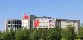 Erciyes Üniversitesi Fen Fakültesi Öğretim Üyeleri Dünya Bilim İnsanları Sıralamasında Yer Aldı