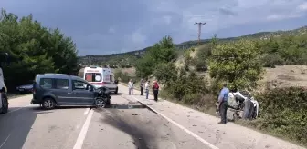 Sinop'un Boyabat ilçesinde üç araç karıştı, sürücüler yaralandı