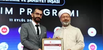 İstanbul'da görev yapan Vanlı din görevlisi Türkiye üçüncüsü oldu