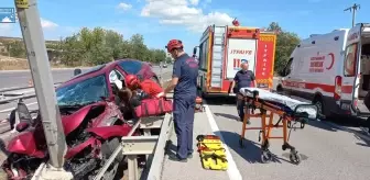 Balıkesir'de kaza: 1 ölü, 2 yaralı