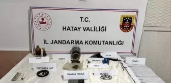 Hatay'da Jandarma'dan Kaçakçılık Operasyonu: 773 Litre Alkol ve 6 Bin Sigara Ele Geçirildi