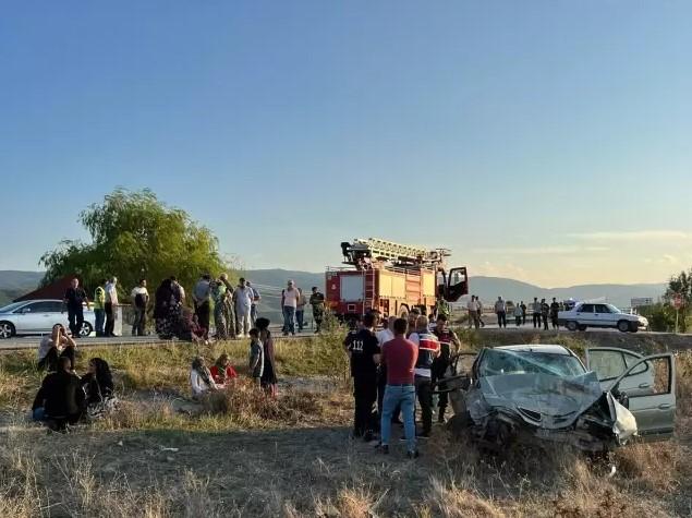 Cars collided in Sinop: 3 dead, 3 injured