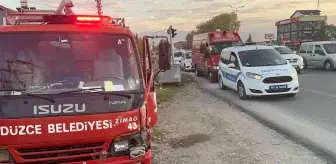 Düzce'de İtfaiye Aracı ile Kamyonet Çarpıştı: 1 Yaralı