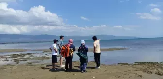 İznik Gölü'nde Kardeşler Kurtarıldı