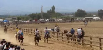 Ödemiş'te Rahvan At Yarışları Coşkusu