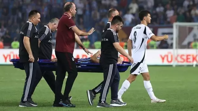 Scary injury in Trabzon! Cihan Çanak left the field on a stretcher.