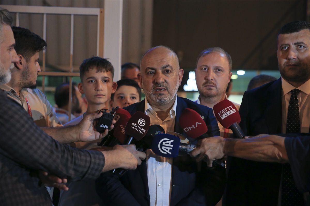Kayserispor Başkanı Ali Çamlı: "Bu saatten sonra takımın başarısı için herkes gayret göstermeli"