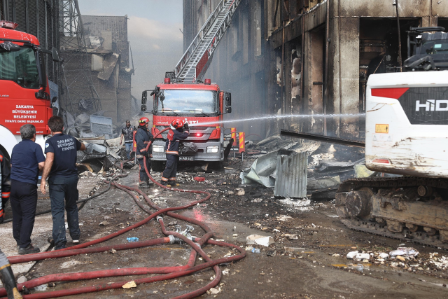 Yaralı işçi, fabrikadaki felaketi böyle anlattı: Öyle bir patladı ki üstümüzde kıyafet kalmadı