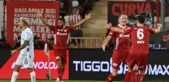 Antalyaspor, Adana Demirspor'u 2-1 Mağlup Etti