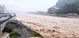 Artvin'de Şiddetli Yağışlar Sel ve Su Taşkınlarına Neden Oldu