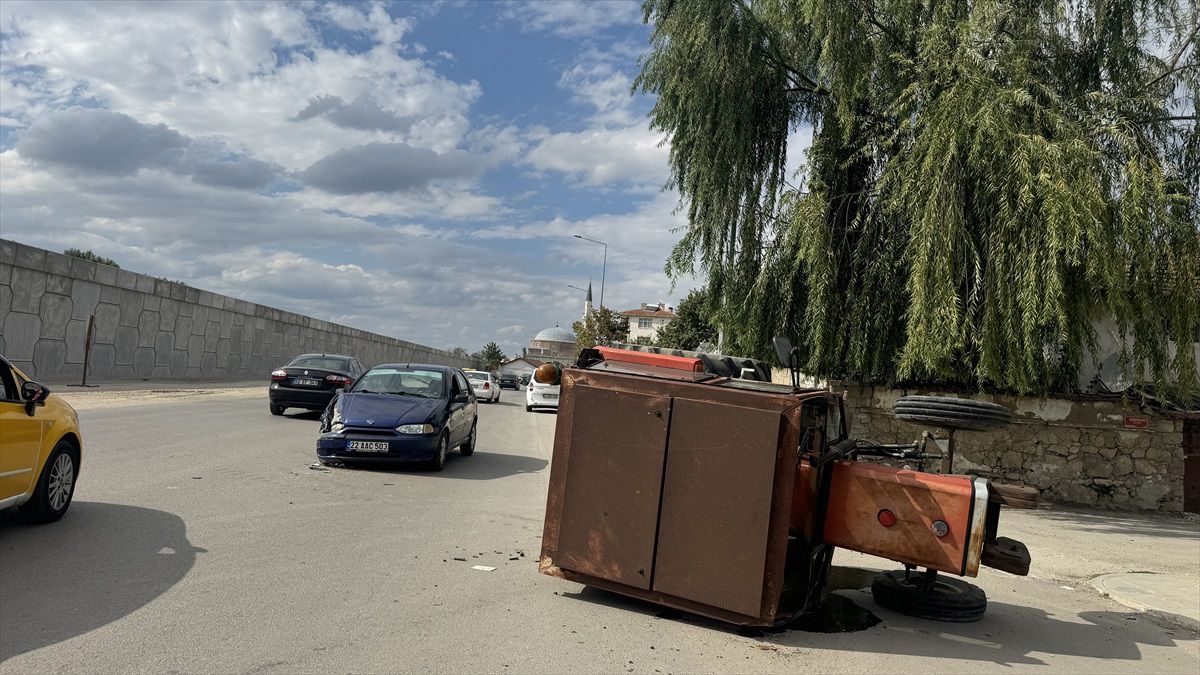 Edirne'de Traktör-Otomobil Çarpışması ve Uyuşturucu Operasyonu