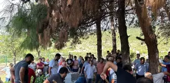 Ceyhan'daki Trafik Kazasında 4 Kişi Hayatını Kaybetti