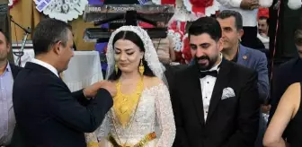 CHP Genel Başkanı Özgür Özel, Mardin'de Nikah Şahidliği Yaptı