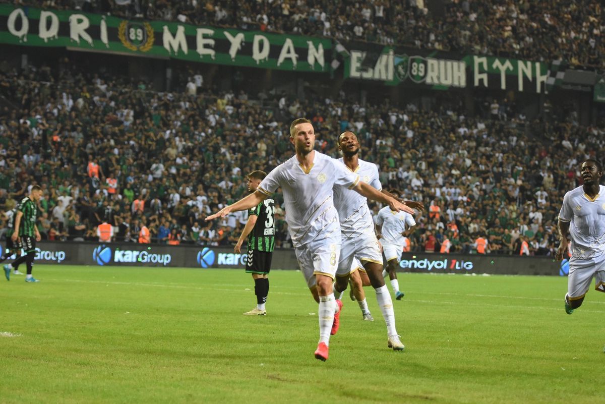 Manisa FK Play-Off Hattında Kalma Mücadelesi Veriyor