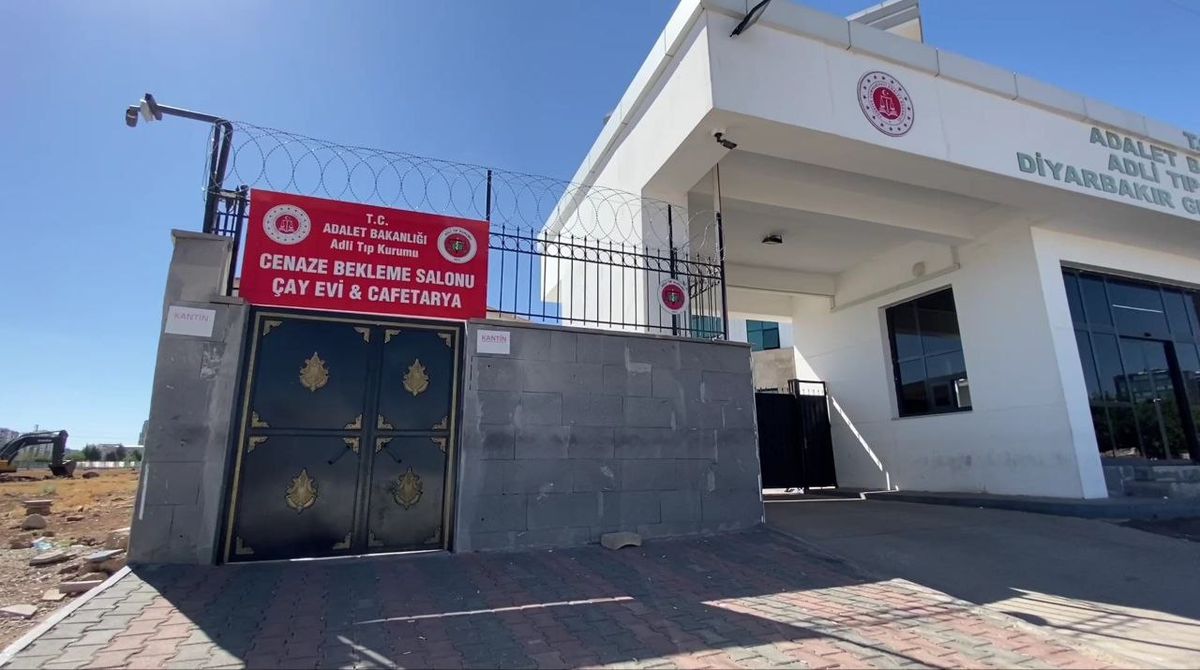 Diyarbakır'da Eniştesini Tabancayla Öldüren Genç Gözaltına Alındı
