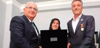 Milli Savunma Bakanı Güler, Gazi Kemalettin Şahin'i Ziyaret Etti