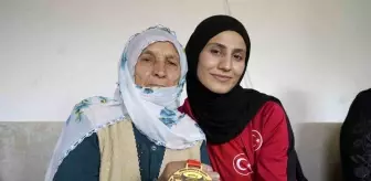 Şükriye Yılmaz, 8. Dünya Şampiyonluğunu Babaannesine Armağan Etti