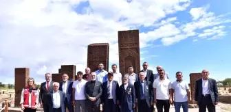 Gazilere Ahlat'ta Tarihi Mekanlar Tanıtıldı