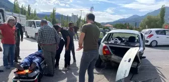 Burdur'da Trafik Kazası: 4 Yaralı