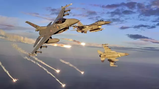 Air operation to the north of Iraq! 24 terrorist targets have been destroyed.