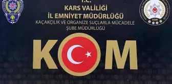 Ehliyet sınavında cımbızlı kopya çeken kişi suçüstü yakalandı!