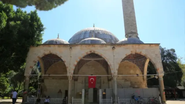 The neighborhood is fed up and tired! Addicts have taken over the historic mosque.