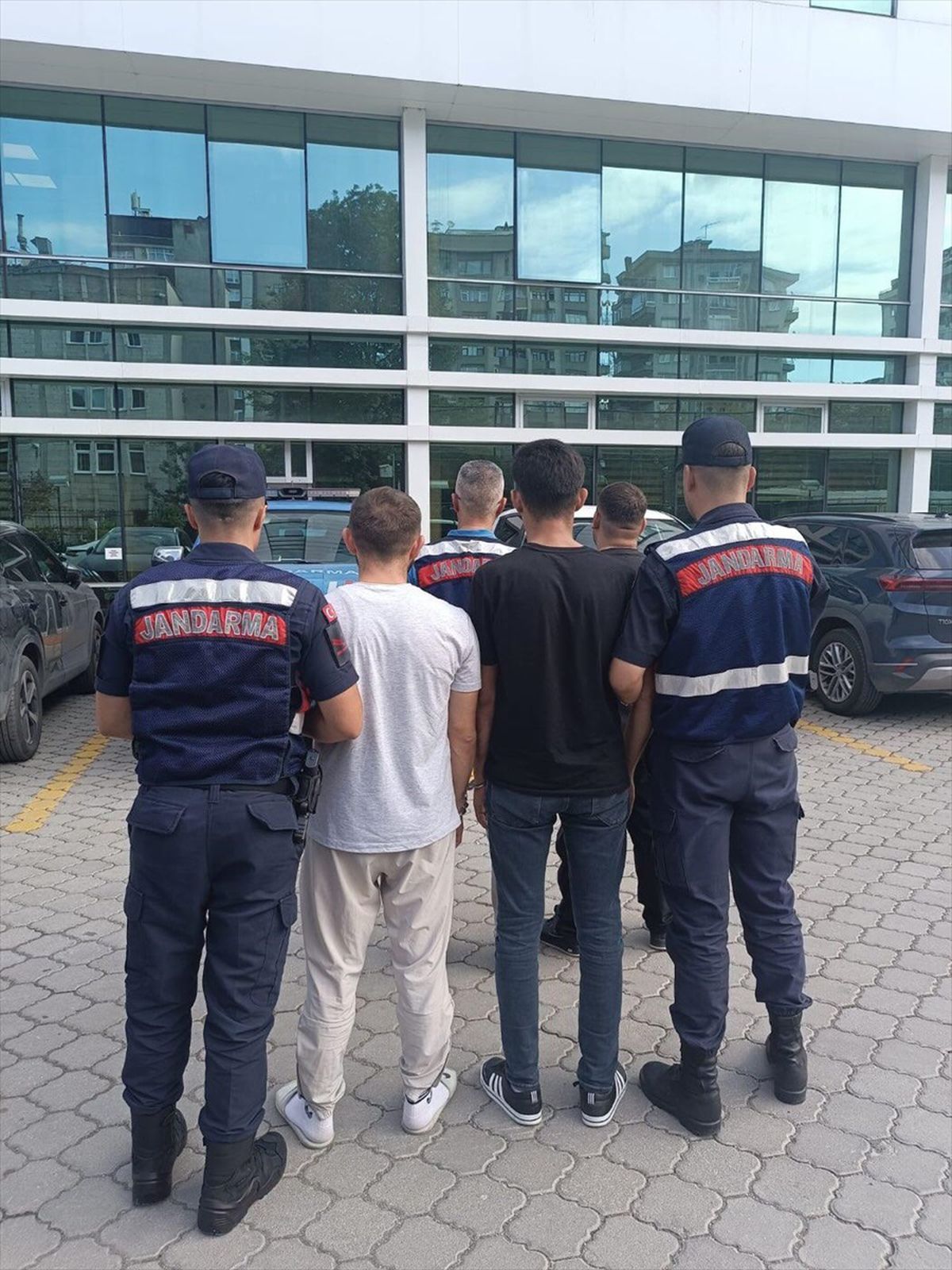 Samsun'da 3 Firari Hükümlü Jandarma Tarafından Yakalandı