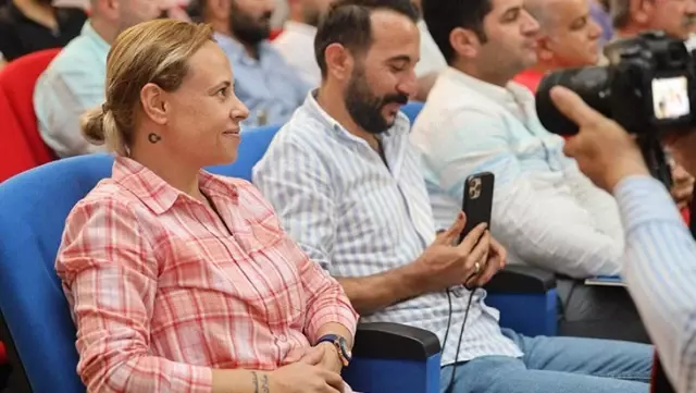 A First in Şanlıurfa: A female driver will start working in public transportation.