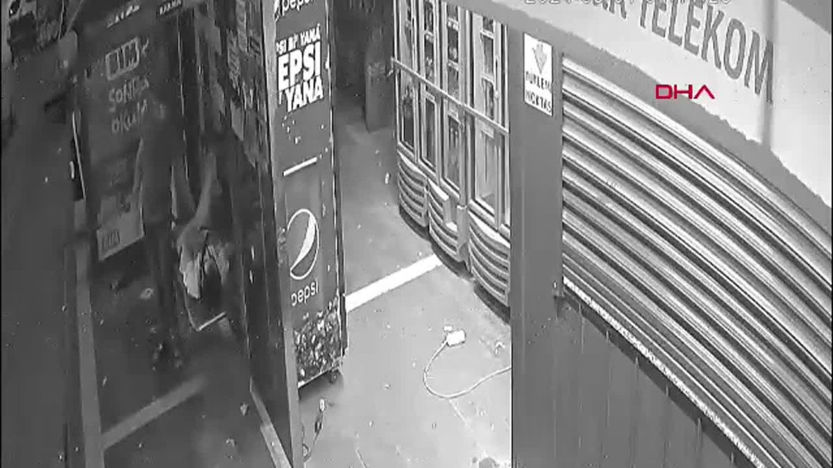 Uyuyan Adamın Cebindeki 6 Bin Lira ve Altın Kolyesi Çalındı