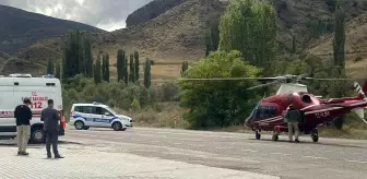 Tortum'da Kalp Krizi Geçiren Hasta Ambulans Helikopterle Erzurum'a Sevk Edildi