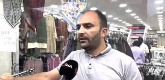 Arnavutköy'deki Giyim Mağazasında Hırsızlık Kameralara Yansıdı