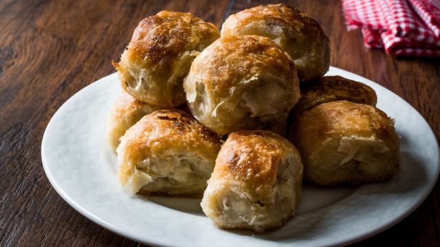 Balkan yemekleri neler, tarifi ne? MasterChef'te Balkan mutfağı lezzetleri! Boşnak mantısı, elbasan tava, kaymaçina nasıl yapılır?