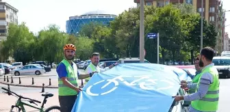 Konya'da Bisiklet Yolu İhlalleri Protesto Edildi