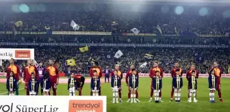 Galatasaray, Kadıköy'de Fenerbahçe'ye Karşı Üstünlük Kurdu