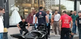 Adıyaman'da Otomobil ile Motosikletlerin Çarpıştığı Kaza: 2 Yaralı