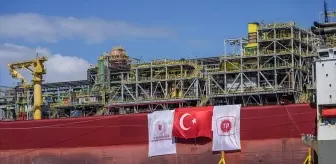 Türkiye'nin İlk Yüzer Doğal Gaz Üretim Platformu Türkiye'ye Ulaştı