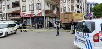 Erzurum İspir'de Kamyon Çarpması Sonucu 70 Yaşındaki Kadın Hayatını Kaybetti