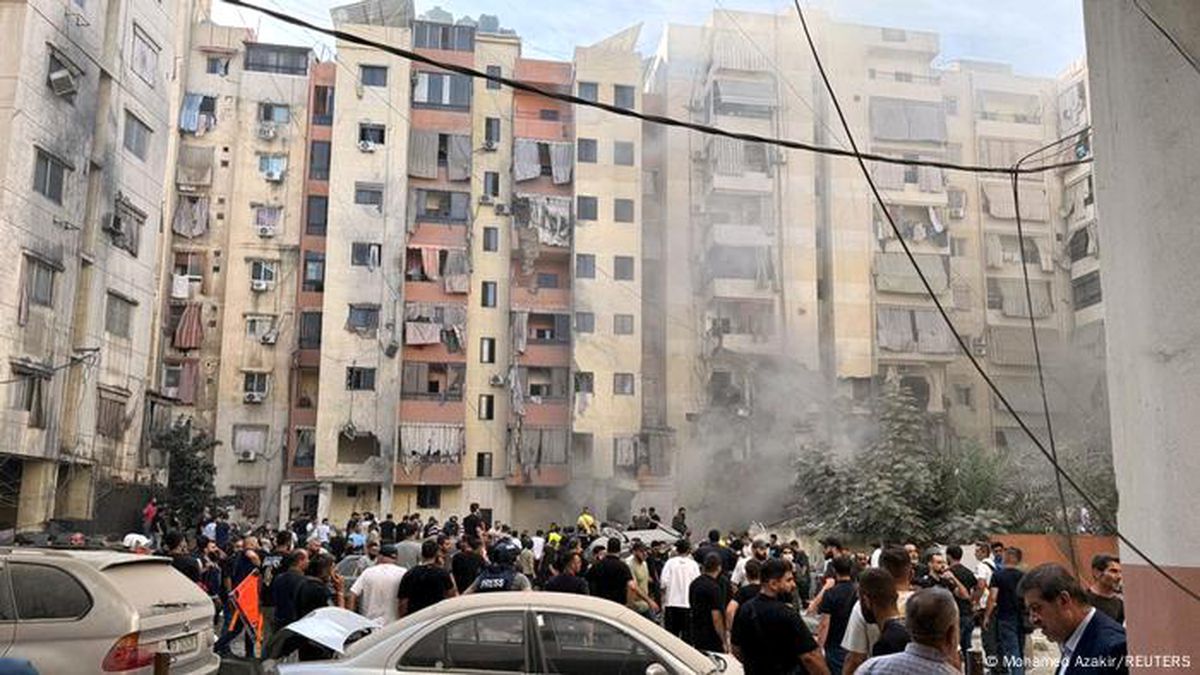 İsrail'in Beyrut'a Düzenlediği Hava Saldırısında 8 Ölü, 50 Yaralı