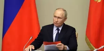 Putin, Ruslardan doğum oranının artması için iş yerinde mola saatlerinde cinsel ilişkiye girmelerini istedi