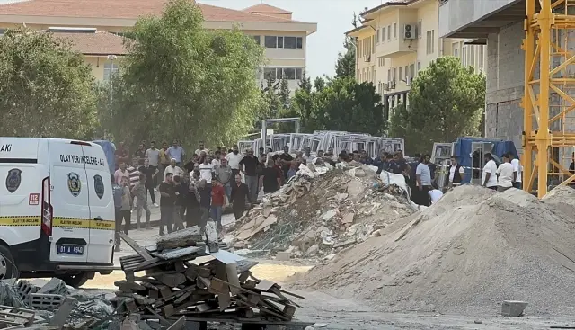 Materials That Fell from the Tower Crane in Adana Cost the Lives of 2 Workers