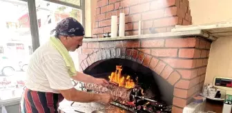 Ersin Dede'nin Cağ Kebap Dükkanı Kapanıyor