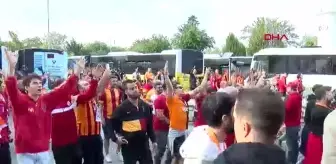 Galatasaray Taraftarları Fenerbahçe Derbisi İçin Kadıköy'de