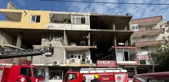 Tarsus'ta Kitapevi Deposunda Yangın Çıktı