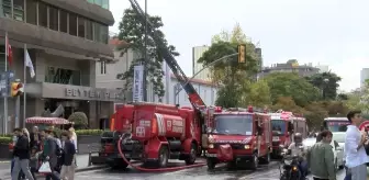 Şişli'de Rezidans Binasında Yangın Çıktı