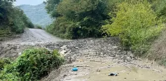 Samsun Yakakent'te Sağanak Sonrası Taşkın, Yol Çalışmaları Başladı