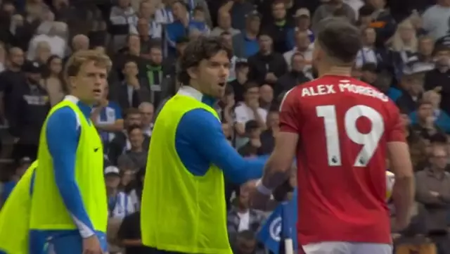 The situation got heated in the Brighton-Nottingham Forest match! Ferdi Kadıoğlu headbutted an opposing player.