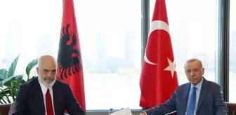 Cumhurbaşkanı Erdoğan, Arnavutluk Başbakanı Rama'yı Türkevi'nde Kabul Etti