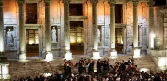 Efes Antik Kenti'nde Gece Müzeciliği Konser Serisi Başladı